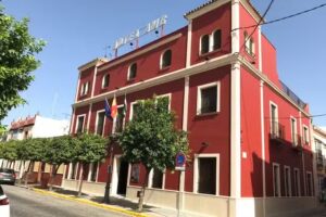 AMR HOTEL
