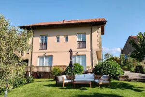 Apartamentos Corona