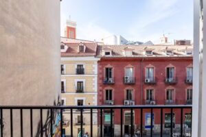 Apartamentos Jacinto Benavente