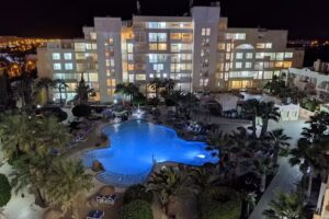 Aparthotel Fénix Beach