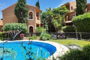 Aparthotel la Espadaña