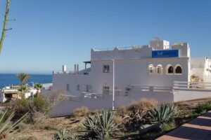 Aparthotel Vistamar