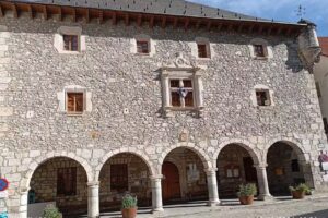 casa albana pirineos