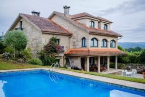 Casa das Pías