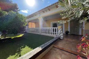 Casa de vacaciones El Vendrell con piscina- Belvilla by Oyo