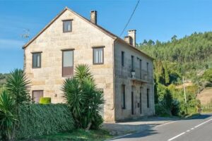 Casa Paraños