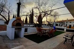 Casa Rural «Donde Duermen los Pájaros (Tomás Hernández Molina)»
