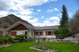Casa rural El Chalé de Sopena