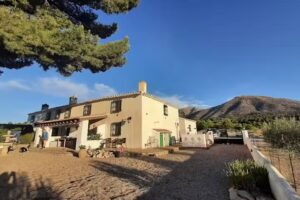 Cortijo El Ciruelo