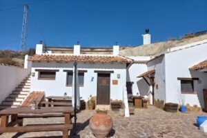 Cuevas Barrio Las Santas