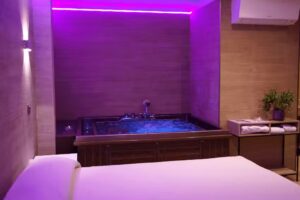 ️HABITACIONES CON JACUZZI (BAÑERA DE HIDROMASAJE)