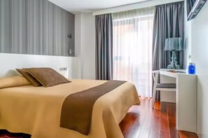Hotel Apolonia (Soria)