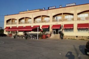 Hotel Arador