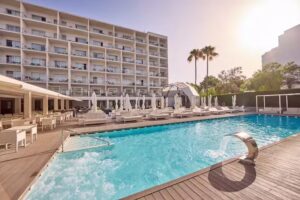 Hotel Astoria Playa Adults Only