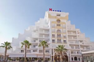 Hotel Delfines