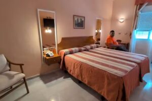 Hotel Diana