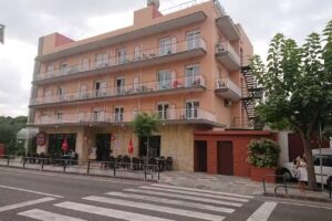 Hotel Montañamar