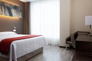 Hotel NH Barcelona Diagonal Center