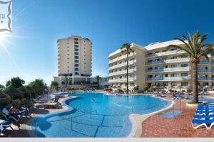 Hotel Puente Real