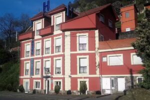 HOTEL RIO CAUDAL