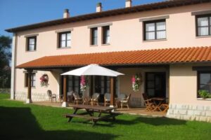 Hotel Rural El Texeu