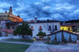 Hotel Rural La Casa de Pasarón