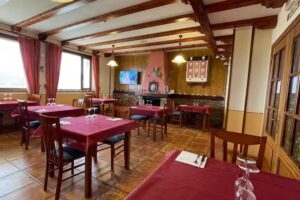 Hotel Tierra de Lobos ( Aceptamos Mascotas )