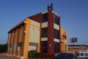 HOTELCAMPOMAR