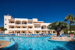 Invisa Hotel Club Cala Blanca