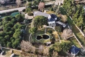 Mansion Longinos