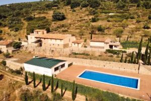 Masia La Roca