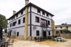 Paratene Ostatu