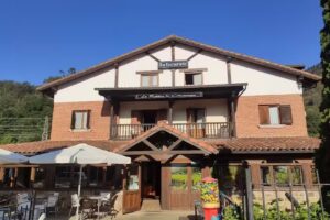 Posada Restaurante Roblón de Cabuérniga