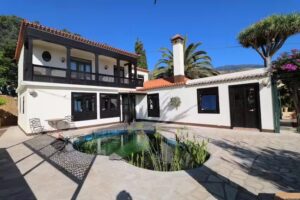 Villa Escondida