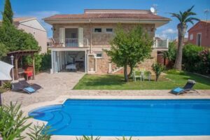 Villa Inés