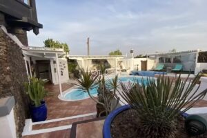 Villas via Lactea
